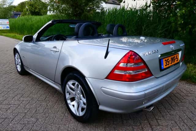 Mercedes-Benz SLK-Klasse (2004) thumbnail 5