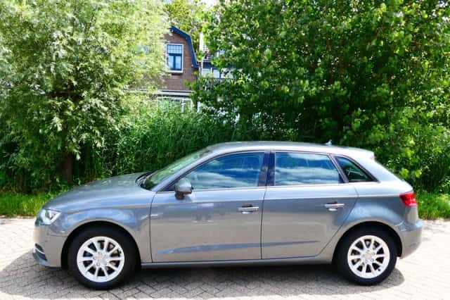 Audi A3 (2016) thumbnail 4
