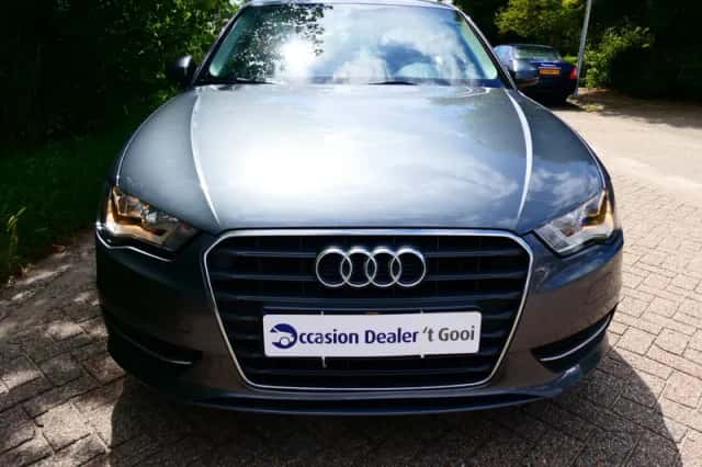 Audi A3 (2016) thumbnail 6