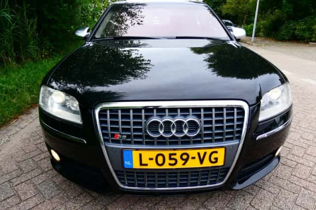 Audi A8 (2007) thumbnail 6