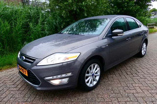 Ford Mondeo (2012) thumbnail 1