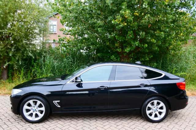 BMW 3-Serie (2015) thumbnail 4