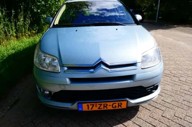Citroën C4 (2008) thumbnail 6