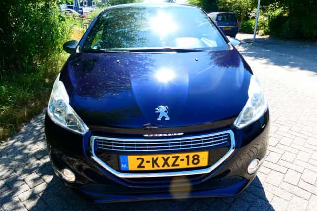 Peugeot 208 (2013) thumbnail 6