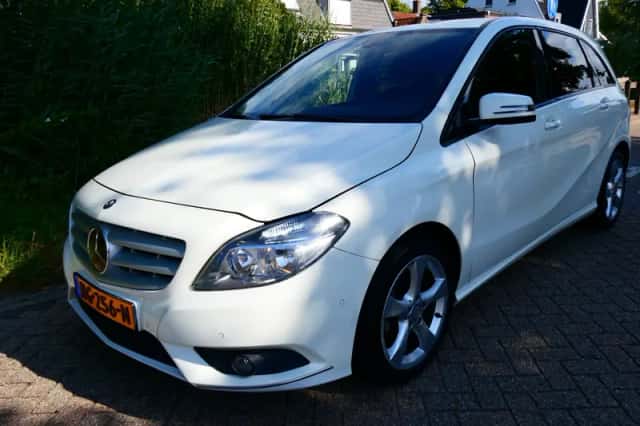 Mercedes-Benz B-Klasse (2012) thumbnail 4