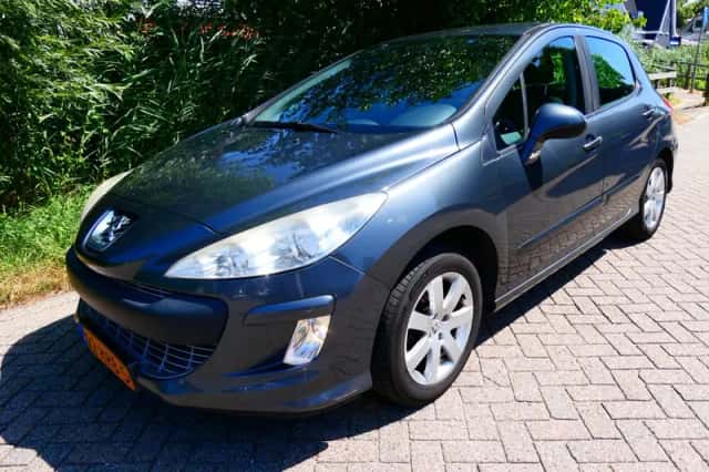 Peugeot 308 (2009) thumbnail 1