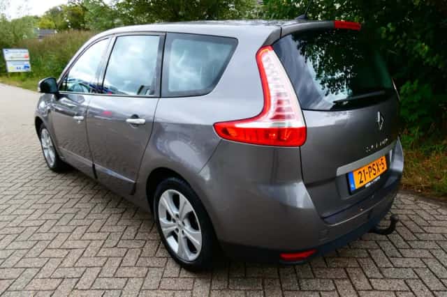 Renault Grand Scénic (2011) thumbnail 5