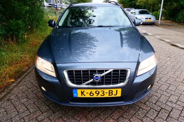Volvo V70 (2008) thumbnail 6