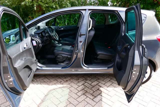 Opel Meriva (2015) thumbnail 2