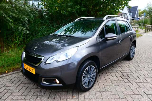 Peugeot 2008 (2016) thumbnail 1