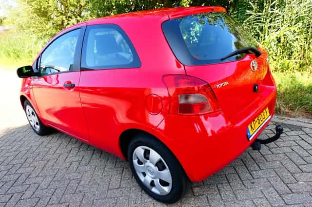 Toyota Yaris (2007) thumbnail 5
