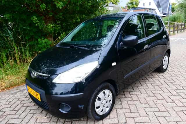 Hyundai i10 (2010) thumbnail 1
