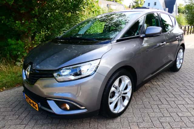 Renault Scénic (2018) thumbnail 1