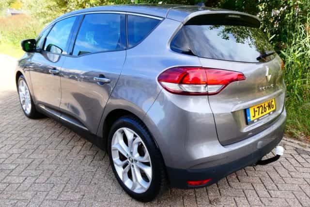 Renault Scénic (2018) thumbnail 5