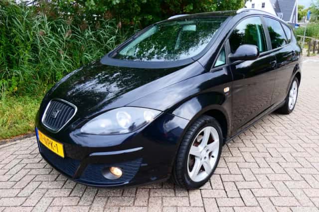 SEAT Altea XL (2010) thumbnail 1