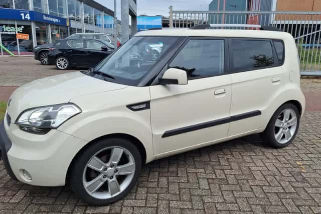 Kia Soul (2009) thumbnail 1
