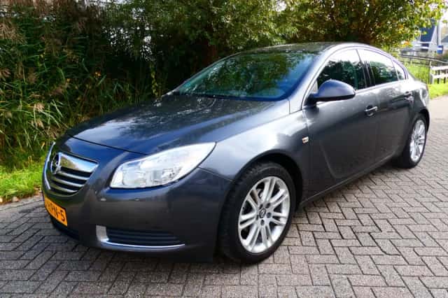 Opel Insignia (2009) thumbnail 1