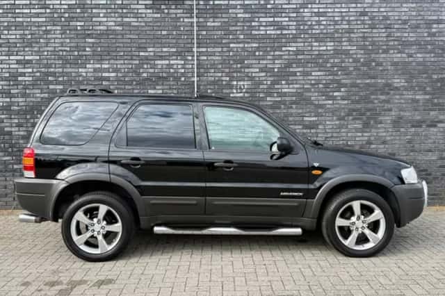Ford Maverick (2002) thumbnail 5
