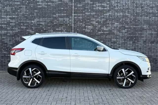 Nissan Qashqai (2019) thumbnail 5