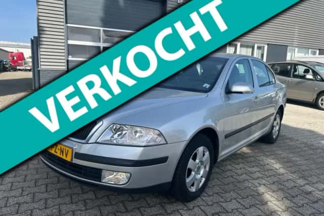 Škoda Octavia (2005) thumbnail 1