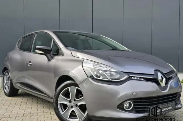 Renault Clio (2015) thumbnail 1