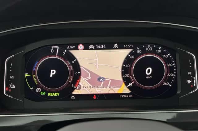 Volkswagen Tiguan (2023) thumbnail 4