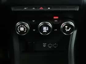 Renault Captur (2022) thumbnail 17