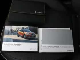 Renault Captur (2022) thumbnail 10
