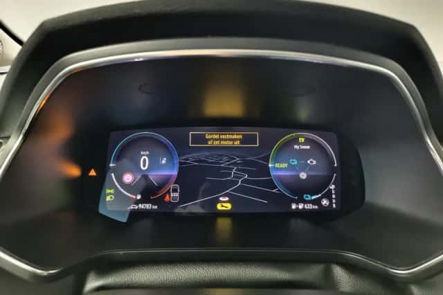 Renault Captur (2022) thumbnail 4