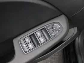 Renault Clio (2024) thumbnail 11