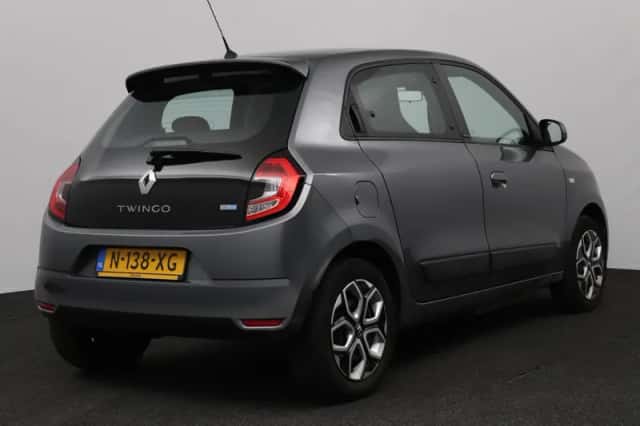 Renault Twingo (2022) thumbnail 2