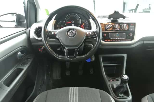 Volkswagen Up! (2020) thumbnail 3
