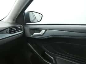 Ford Focus (2021) thumbnail 14