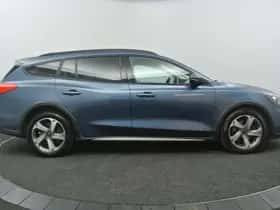Ford Focus (2021) thumbnail 18