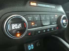 Ford Focus (2021) thumbnail 26