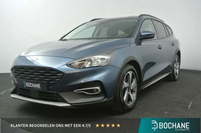 Ford Focus (2021) thumbnail 1