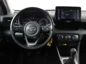 Toyota Yaris (2022) thumbnail 17