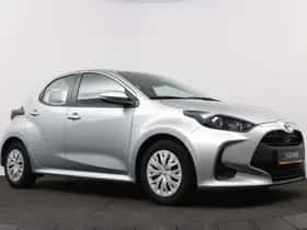 Toyota Yaris (2022) thumbnail 5