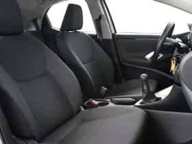 Toyota Yaris (2022) thumbnail 9