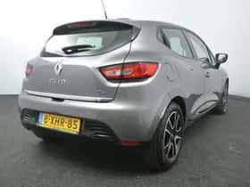 Renault Clio (2014) thumbnail 2