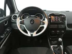 Renault Clio (2014) thumbnail 3
