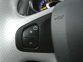 Renault Clio (2014) thumbnail 27