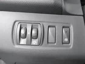 Renault Clio (2014) thumbnail 30