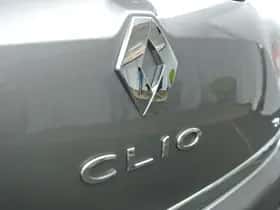 Renault Clio (2014) thumbnail 38
