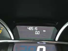 Renault Clio (2014) thumbnail 5