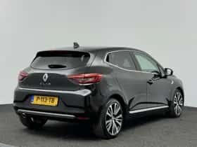 Renault Clio (2022) thumbnail 2