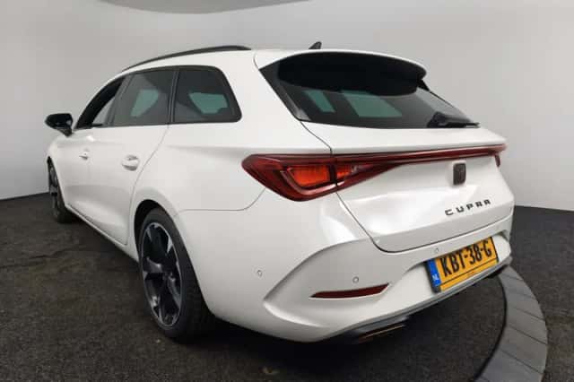 CUPRA Leon Sportstourer (2022) thumbnail 6