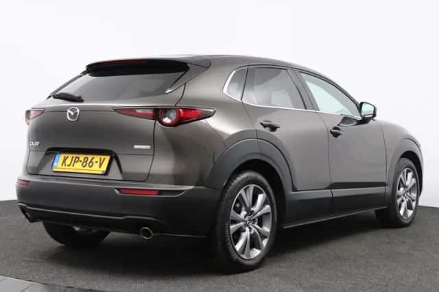 Mazda CX-30 (2021) thumbnail 2