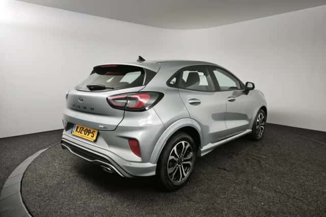 Ford Puma (2023) thumbnail 2