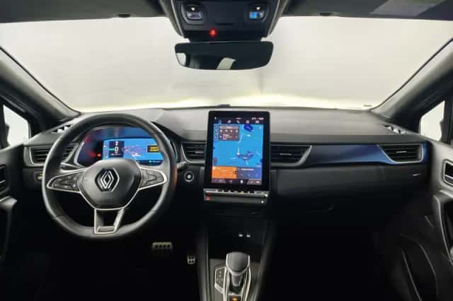 Renault Captur (2025) thumbnail 3